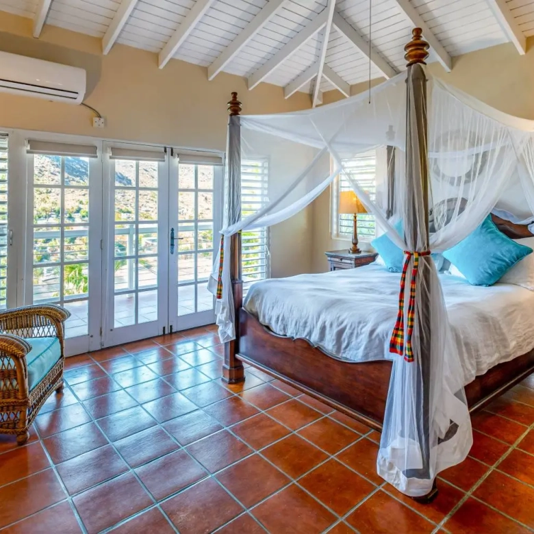 st lucia real estate : the great house villa for sale double bed