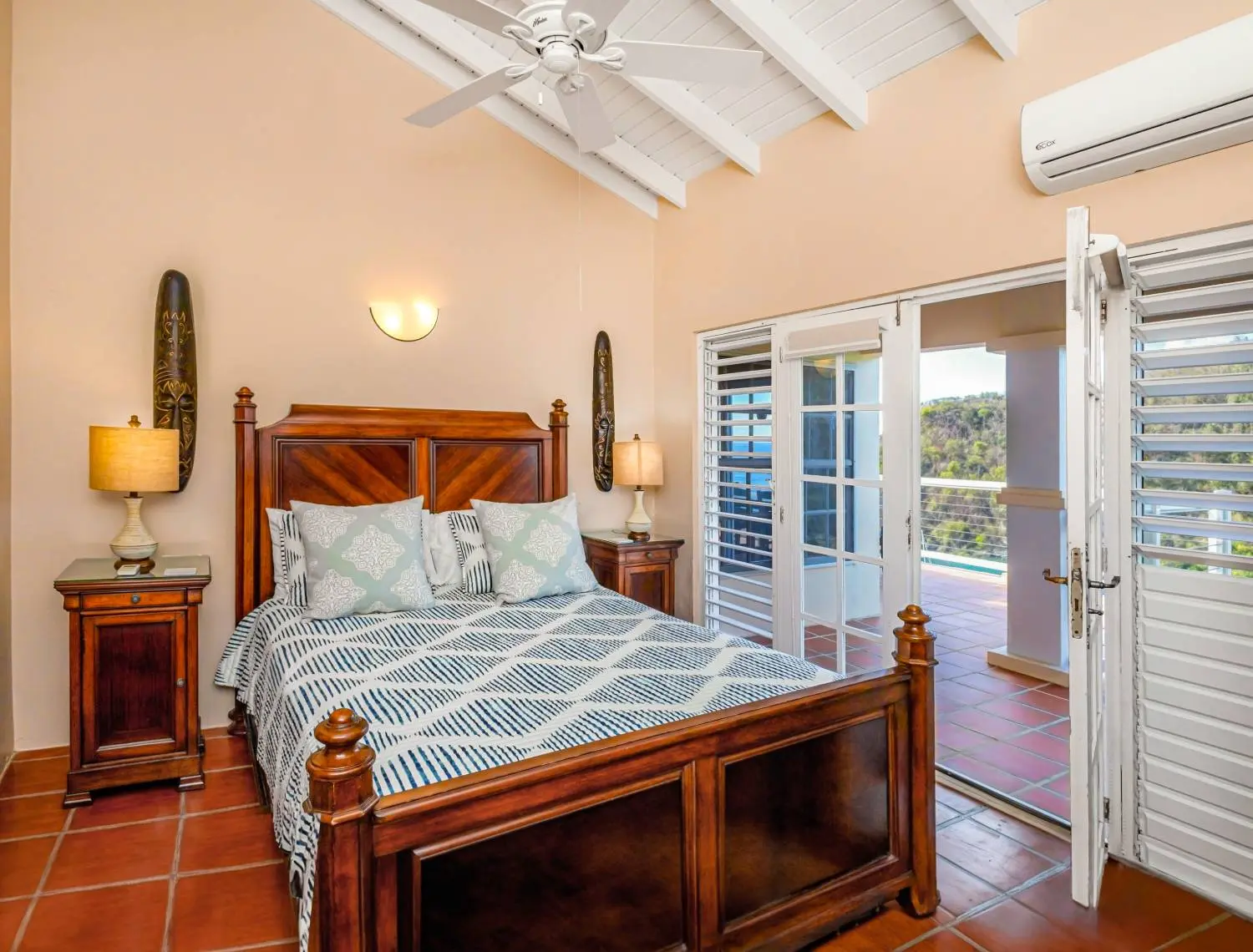 st lucia real estate : the great house villa for sale wooden bed